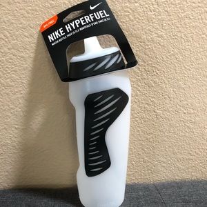 NWT!! Nike Hyperfuel 24 oz. Water Bottle